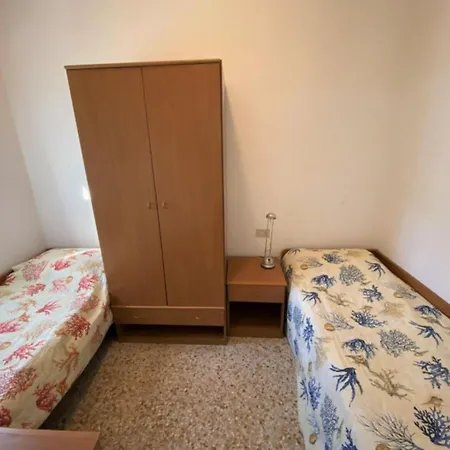 Apartment Charming With Fenced Garden And Bbq *